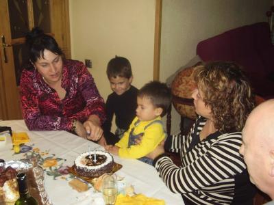 YA TENGO 2 A&Ntilde;ITOS